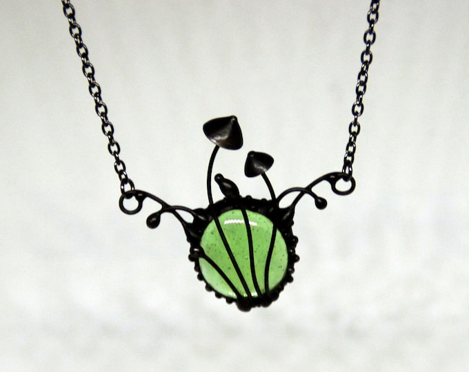 Forest fairy jewelry magic mushrooms nature pendant with green glass, floral pendant, witch style nature core aesthetic design jewelry.