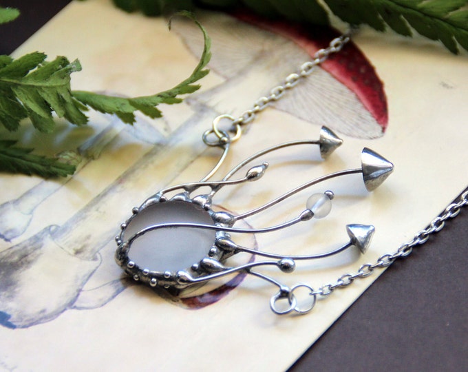 Stained glass boho hippie psylocibe magic mushrooms pendant, witch mushrooms jewelry, fairystyle necklace, forest gift botanical jewelry.