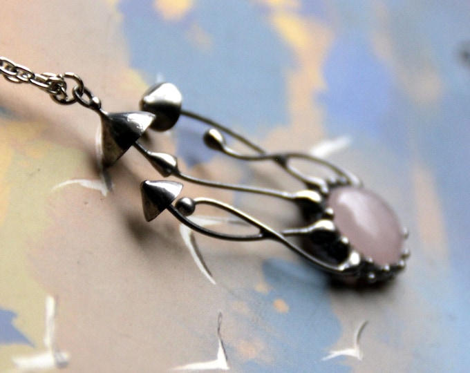 Stained glass witch jewelry magic mushrooms on raindrop handmade metal necklace, nature lover gift, forest fungi pendant with pink quartz.