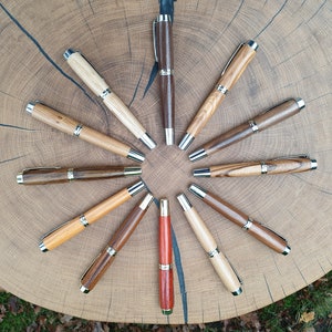 handgefertigte Tintenroller aus Holz   Vom Tischlermeister für Sie gedrechselt Rollerball aus Holz, Holz Füller Große Auswahl