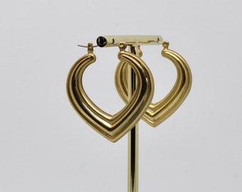 Large Hoop Earrings Heart Shape Gold Color Slightly Hollow Massive Eye-Catching for Ladies