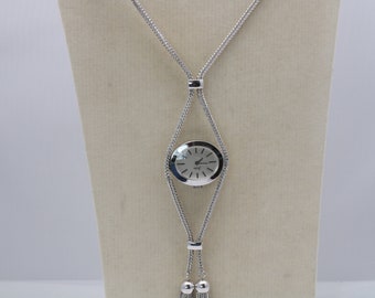 Juta Uhr mit Kette Kettenuhr mit Fuchsschwanzkette befestigt Silberfarbe 70er Jahre Vintage Damenuhr Charleston Stil
