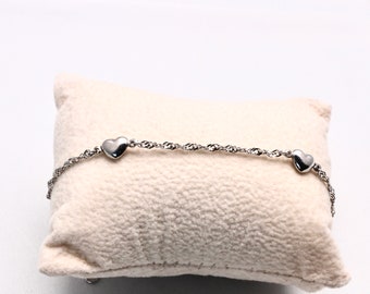 Zartes Armband gedreht mit Herze 925 Silber Zeitlos Modern für Verliebte Damenarmband