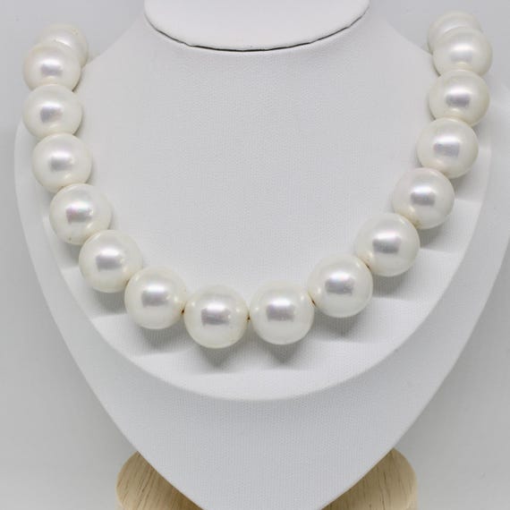 Thick pearl necklace discount
