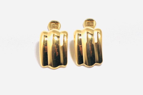 Monet clip-on earrings gold color smooth designer… - image 4