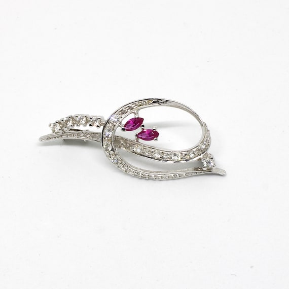 Erdbeer-Brosche Mit Strass - Anstecknadel Für Kleidung Und Hüte