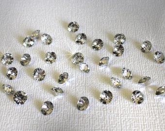 Diamond shaped rhinestones 10mm - 30 pieces ideal for crafts or for your table decorations