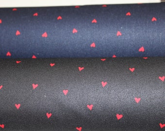 15,90 Euro/m     laminierte / beschichtete Baumwolle, Herzen, schwarz oder blau