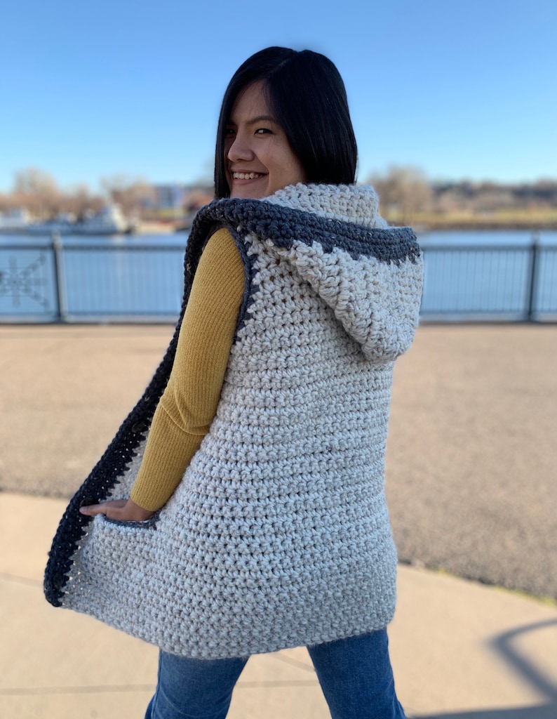 Modello per gilet all'uncinetto con cappuccio, filato spesso, taglie XS-XXL (download PDF) immagine 8