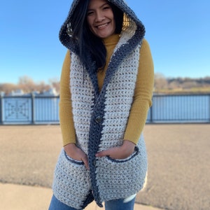 Modello per gilet all'uncinetto con cappuccio, filato spesso, taglie XS-XXL (download PDF) immagine 1