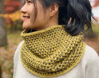 Easy Knitted Cowl Pattern PDF format and full video tutorial