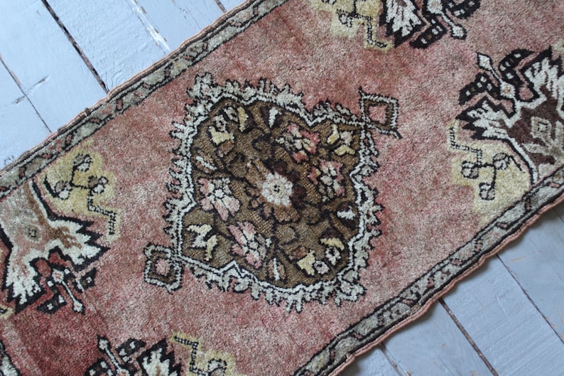 1/'5 x 3/'3 Vintage Small Turkish Carpet,Tribal,Ethnic,Traditional,Rustic Handwoven Small Wool Rug Wool Door Mat