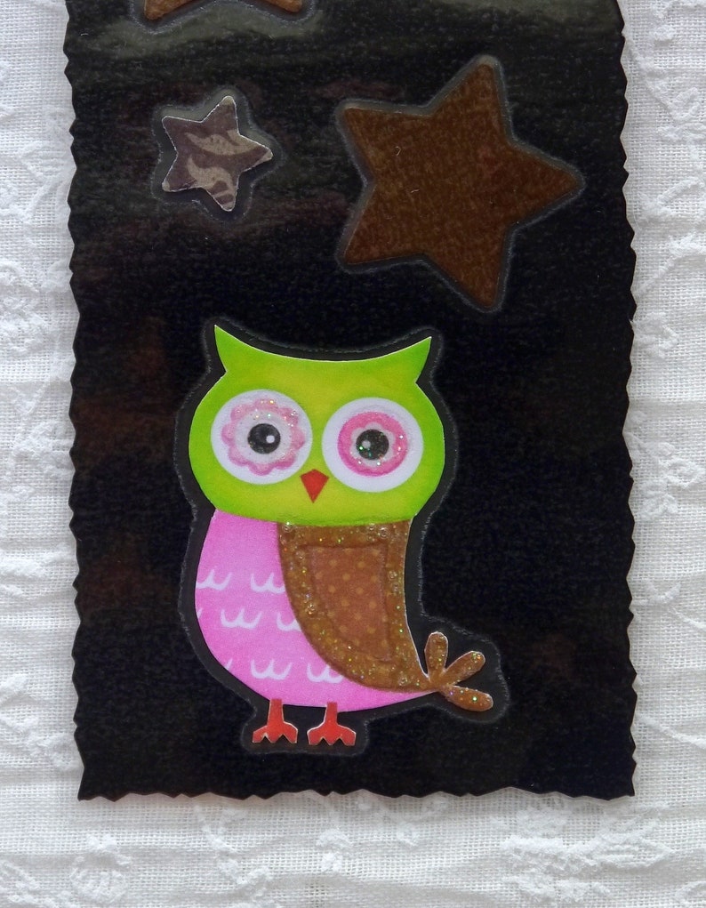 Black bookmark with brown stars and owl image 3