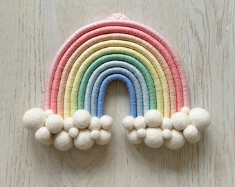 Wandbehang, Makramee, Regenbogen, pastell, Baby, Filz, Filzkugeln,Baby, Dekoration, Baumwolle, Wolle,Junge, Mädchen, Geburtstag,Kinderzimmer