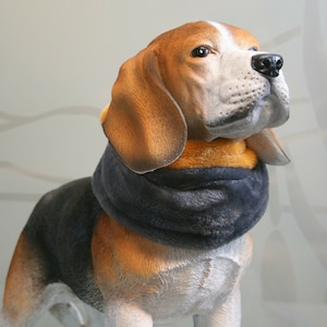 Größe M Kuscheliger Rundschal Loop für Hunde  Fleece Variante Schwarz Beige Rot