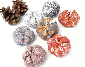 Petites citrouilles en tissu, citrouilles de décoration d'automne (1 pc.)