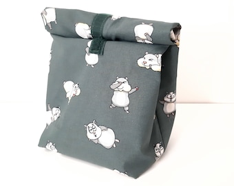 Lunch bag with hamster motif