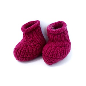 Babysöckchen, gestrickte Babyschuhe von 0-3 Monate in Pink Bild 4