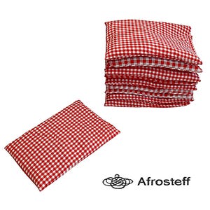 Könnte beinhalten: Ein Stapel roter und weißer karierter Stoffquadrate. Die Quadrate sind etwa 25 cm x 15 cm groß.