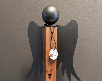 Angel made of wood and metal
