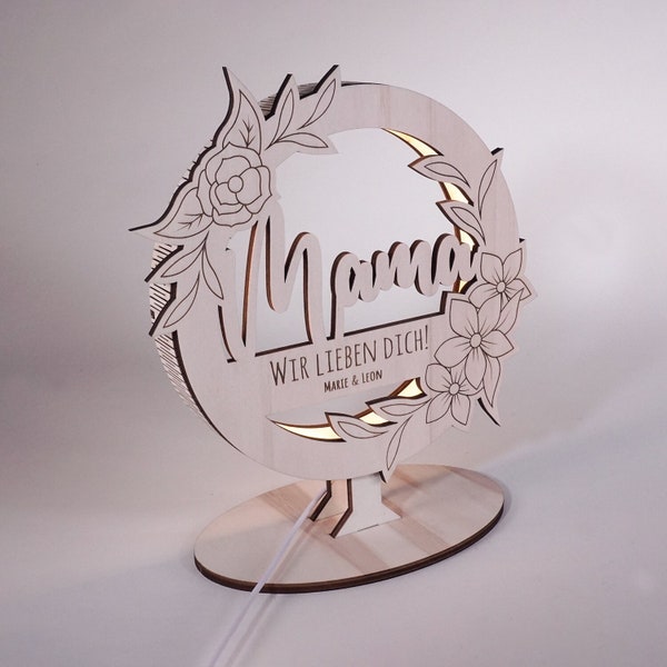 Tischlampe aus Pappelsperrholz und individueller Gravur zum Muttertag personalisiert I Mama Geschenke