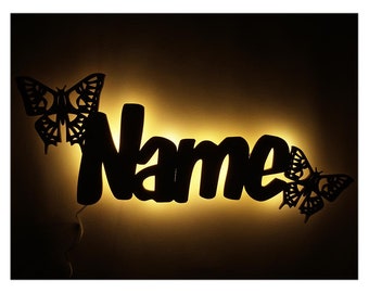 Schmetterling Lampe Schlummerlicht Wand Nachtlicht personalisiert mit Namen I Holz Geschenke für Mädchen I Batteriebetrieb