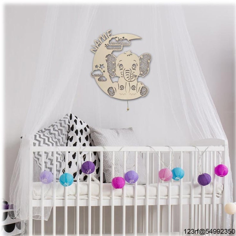 Veilleuse personnalisée bébé lampe murale en bois lune avec nom I cadeau pour la naissance baptême pour garçon & fille I fonctionne sur batterie image 3