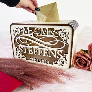 Boîte aux lettres de mariage « Mr & Mrs » en bois | Boîte à cartes pour cadeaux en espèces félicitations | Personnalisé avec nom | En option avec éclairage RVB