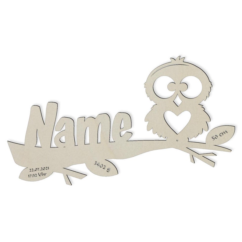 May include: Wooden owl with a heart on its chest, perched on a branch with the word "Name" and the date "22.07.2021 17:32 Uhr" and the number "3402 8". The branch is 50 cm long.