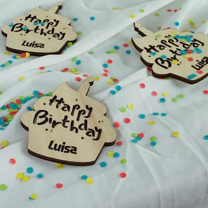 Table decoration table decoration birthday Happy Birthday lettering made of wood with name personalized in cupcake form