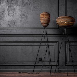 Cardboard floor lamp - ORGANIC XL