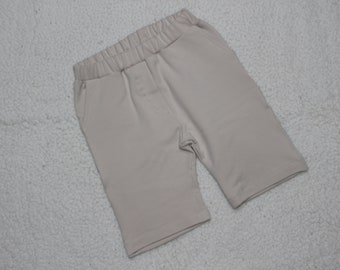 Shorts / shorts licht zand