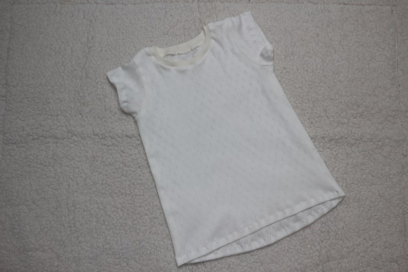 Basic Shirt Lochjersey creme Bild 3