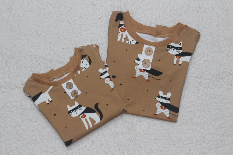 Basic Shirt Super Pets caramell Bild 1