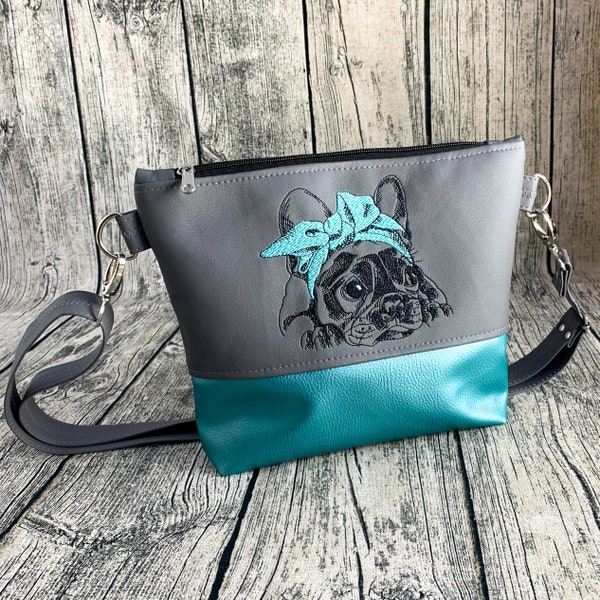 Tasche aus Kunstleder - kleine Umhängetasche - französische Bulldogge - bestickte Umhängetasche mit Hundemotiv - ganz weich und leicht