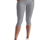 Disney Epcot Spaceship Earth gray geometric all over print women 39 s mid-rise capri legging yoga pant