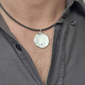 Signo do zodíaco Touro em prata irregular redondo, pingente para colar preto, para homem, forma arcaica, oferta de desconto,