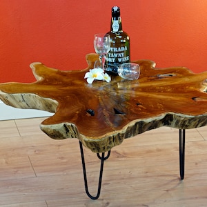 Mesa auxiliar madera maciza de teca tronco de árbol 60 85 cm Diseño de interiores de muebles de mesa de centro de sala de estar Decoración rústica de una casa de campo nórdica imagen 5