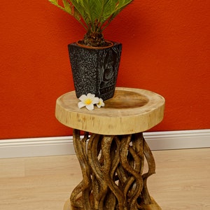 Suar Holz Beistelltisch Akazienholz Couchtisch Massivholz Kaffeetisch Nachttisch Designer Möbel Wohnideen Geschenk Wohnzimmer Boho Dekor Bild 6