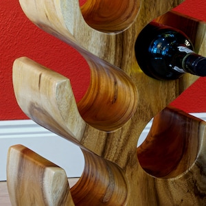 Casier à vin Porte-bouteille en bois massif d'acacia Armoire à vin à étagère debout de rangement de cuisine Cadeau pour les amateurs de vin, pendaison de crémaillère, idées de vie modernes image 4
