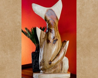 Sculpture baleine en bois de suar 70 x 35 cm | Sculpture en bois massif d'acacia | Statue de baleine pour les amoureux de Moby Dick comme objet de décoration