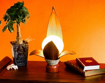Kokos Tischlampe Kokosnuss Lampe aus Kokos Holz 35cm mit Rattan Lampenschirm Kugel