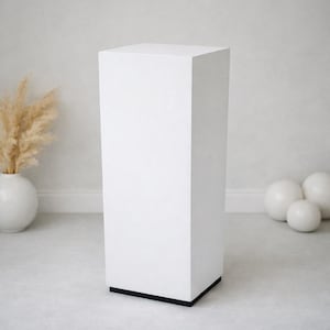 Dekosäule weiß mit schwarzem Sockel | MDF Podest | Galeriesockel | Blumensäule | Handgefertigt & stabil