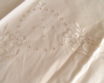 Bed linen, sheets, glossy embroidery, hole sticker
