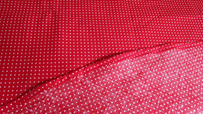 Tablecloth, round.. Red with white dots image 3