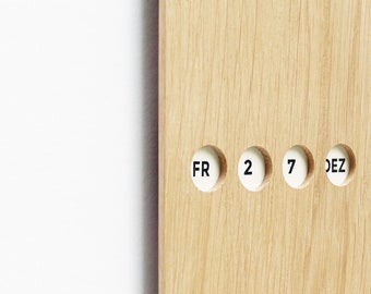 Perpetual calendar, solid oak