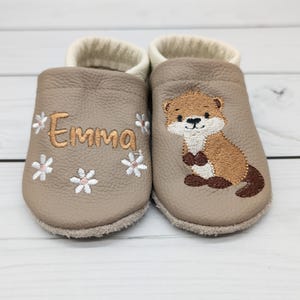 Leren babyschoentjes met otterprint - Personaliseerbare leren slofjes met naam