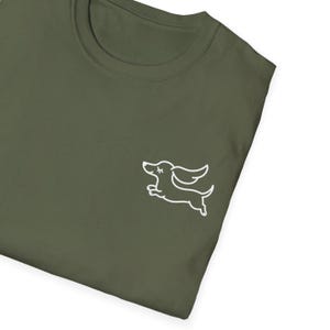 happy Dachshund Minimalist Dachshund Outline T-Shirt – Cute Running Dog, Unisex Tee, Gift for Dog Lovers