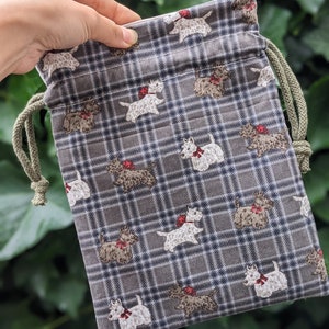 Sac à cordon, petite pochette, chien ou raton-laveur