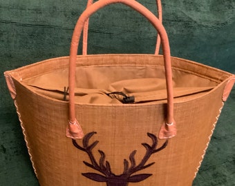 Bast bag deer brown, natural, handmade from palm leaf fiber